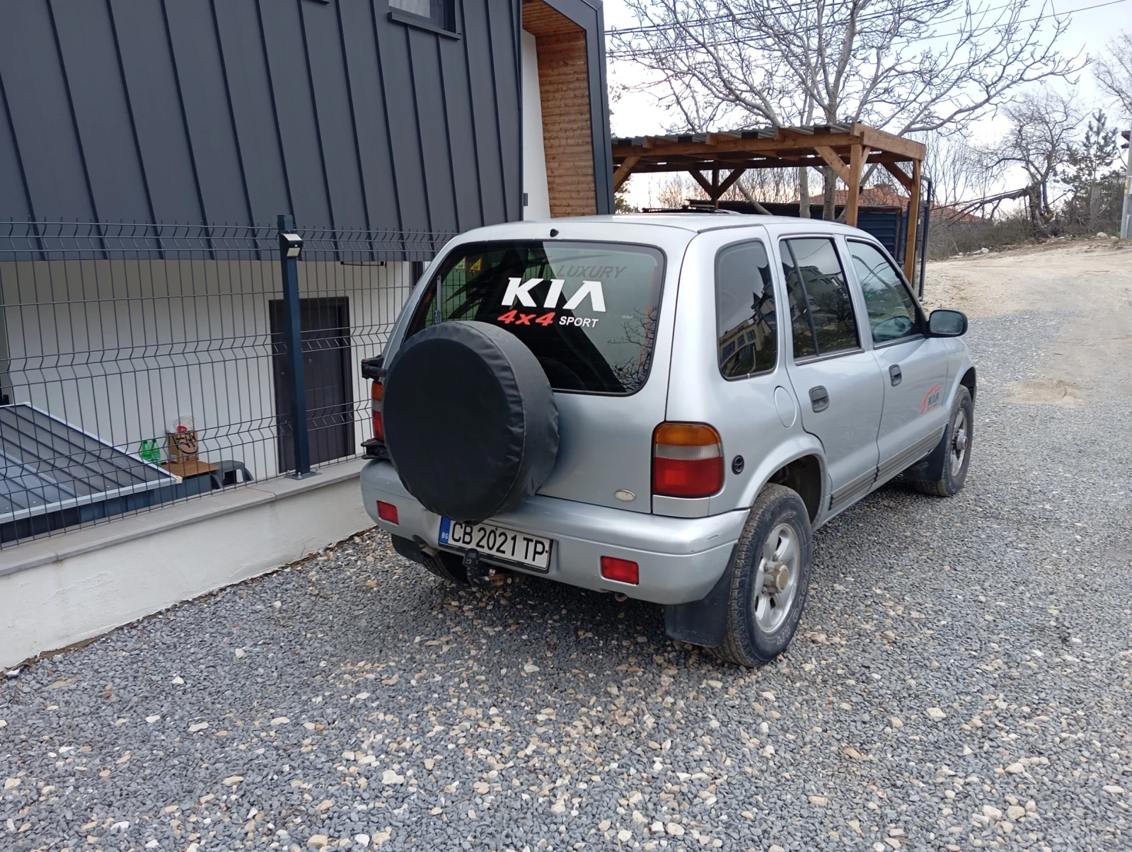 Kia Sportage, снимка 3 - Автомобили и джипове - 53746864