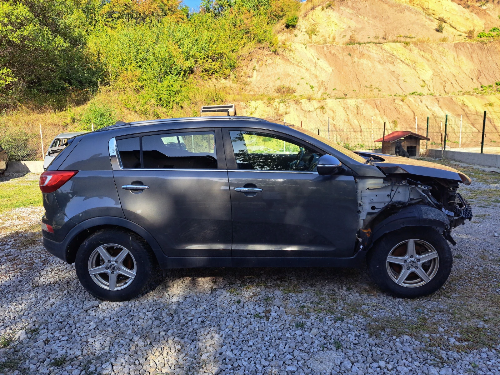 Kia Sportage 1.7crdi, снимка 6 - Автомобили и джипове - 54778177