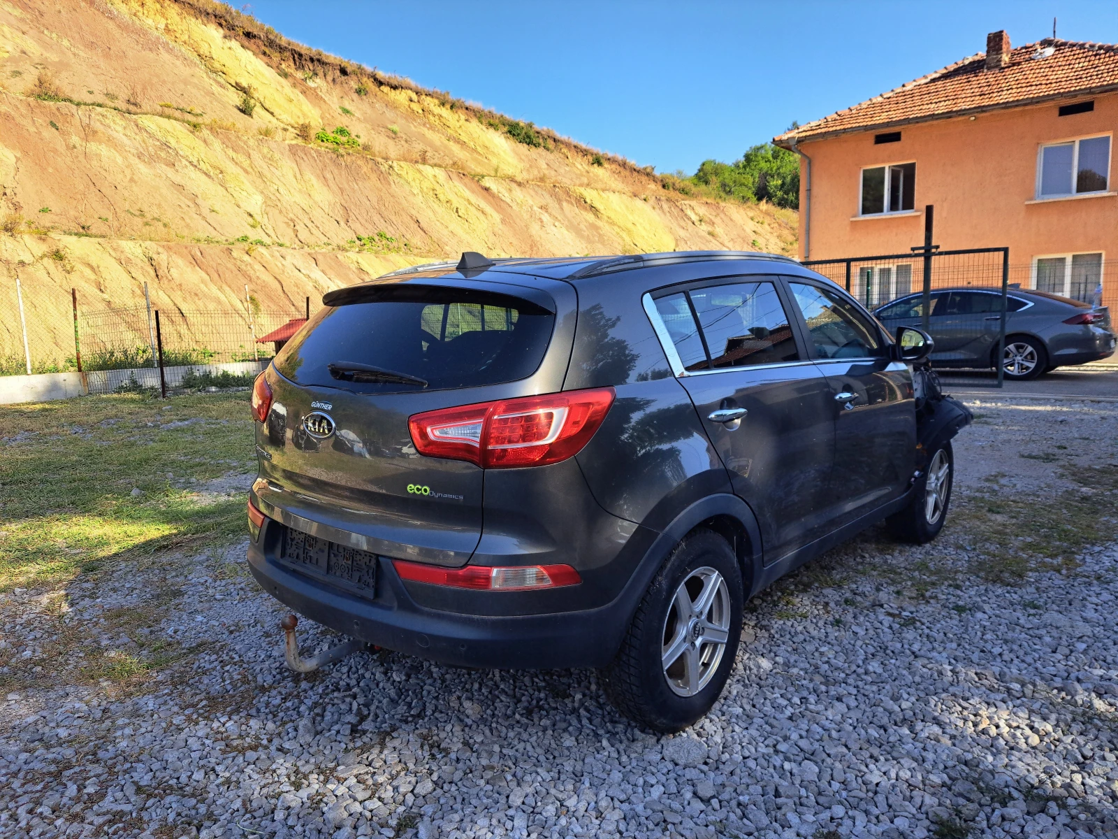 Kia Sportage 1.7crdi, снимка 5 - Автомобили и джипове - 54778177