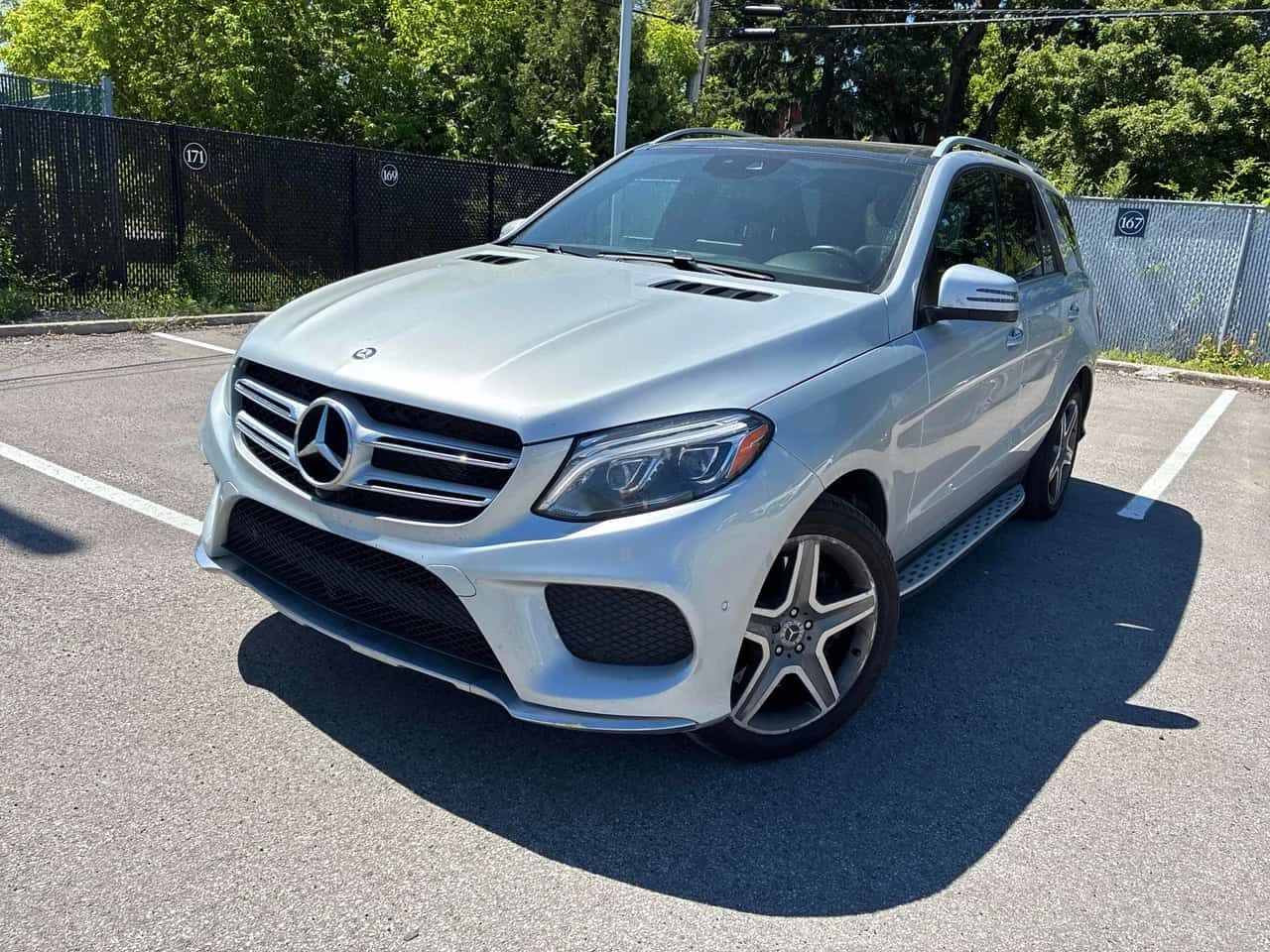 Mercedes-Benz GLE * 400 * CARFAX * ЦЕНА ДО БГ, снимка 16 - Автомобили и джипове - 54873901
