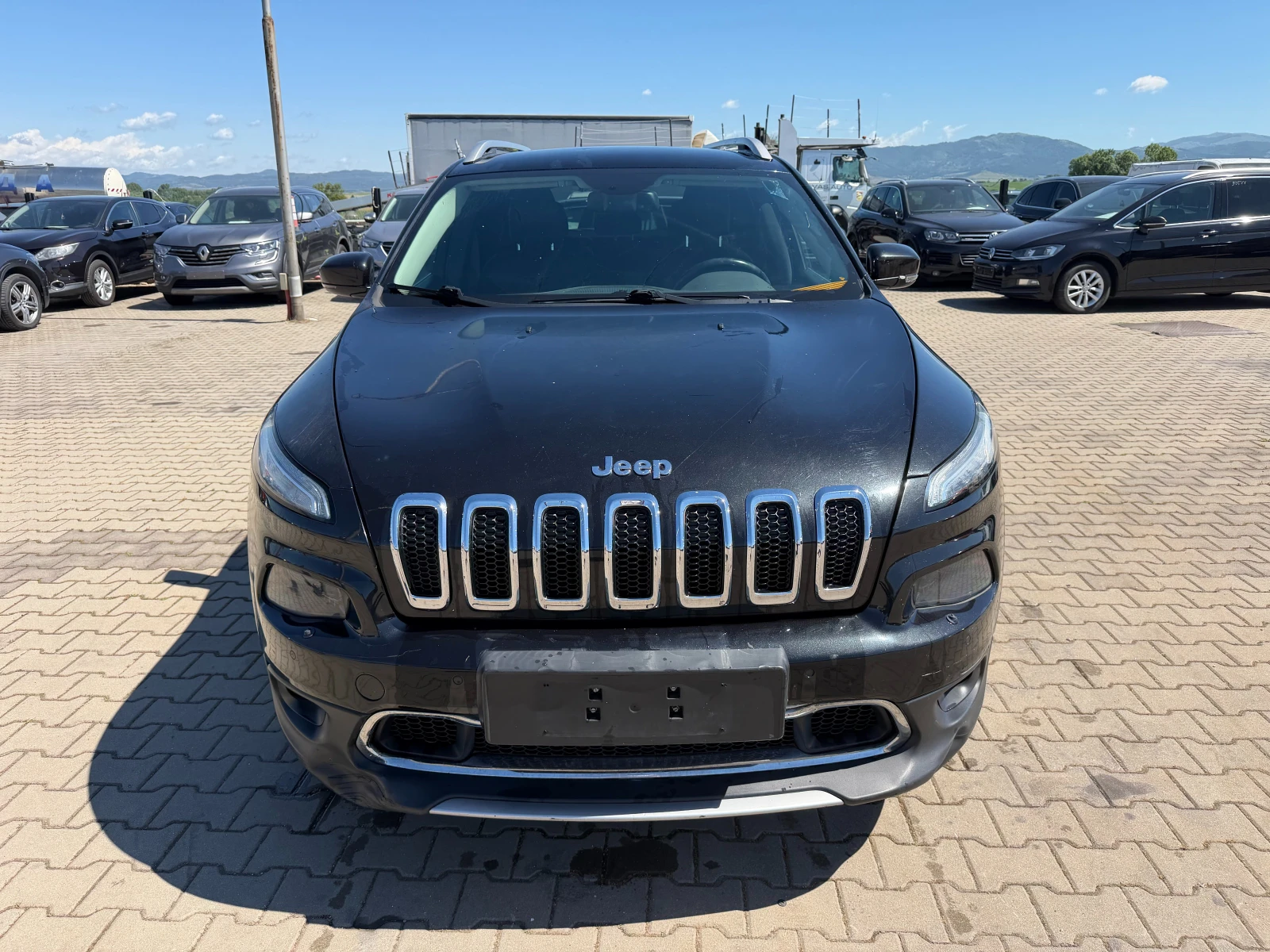 Jeep Cherokee 2.0M-JET 4WD NAVI/KOJA/KAMERA EURO 5, снимка 3 - Автомобили и джипове - 54913344