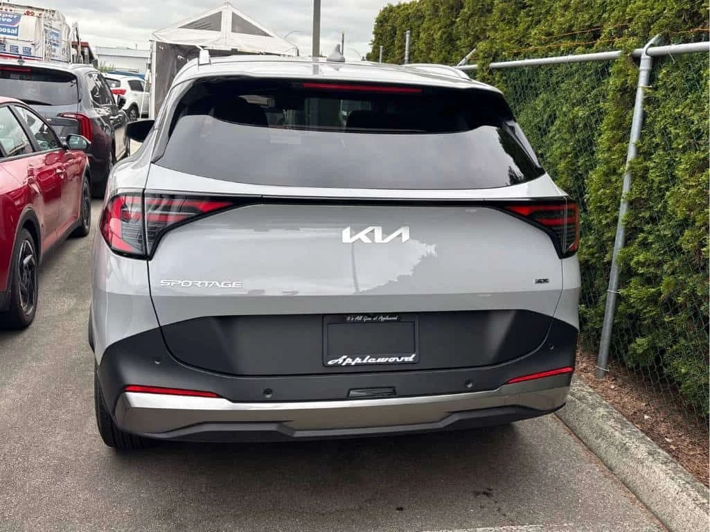 Kia Sportage * AWD * АВТОКРЕДИТ БЕЗ ПЪРВОНАЧАЛНА ВНОСКА* , снимка 4 - Автомобили и джипове - 55181940