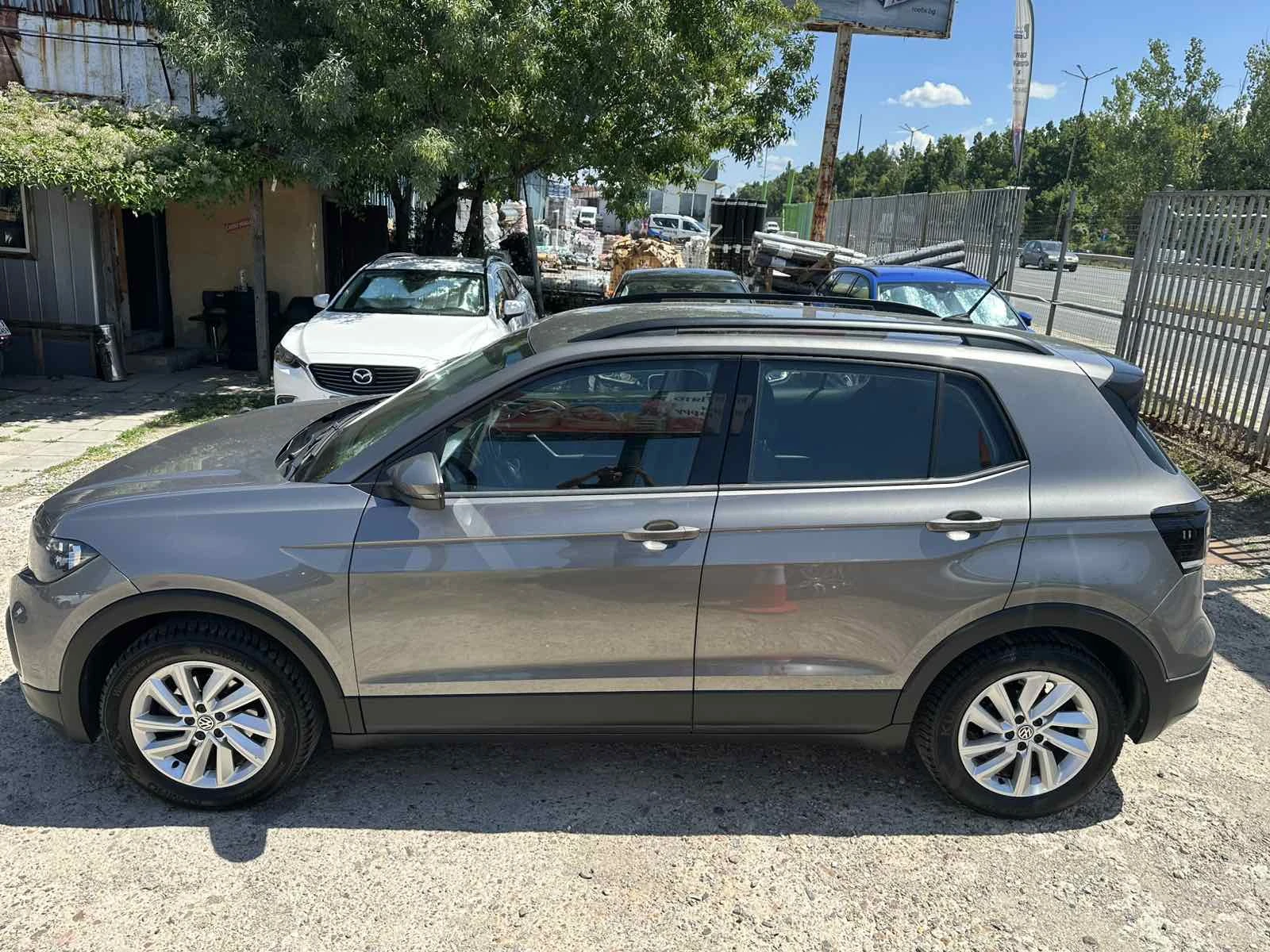 VW T-Cross 1.0TSI 6-Скорости Регистриран, снимка 8 - Автомобили и джипове - 55445788