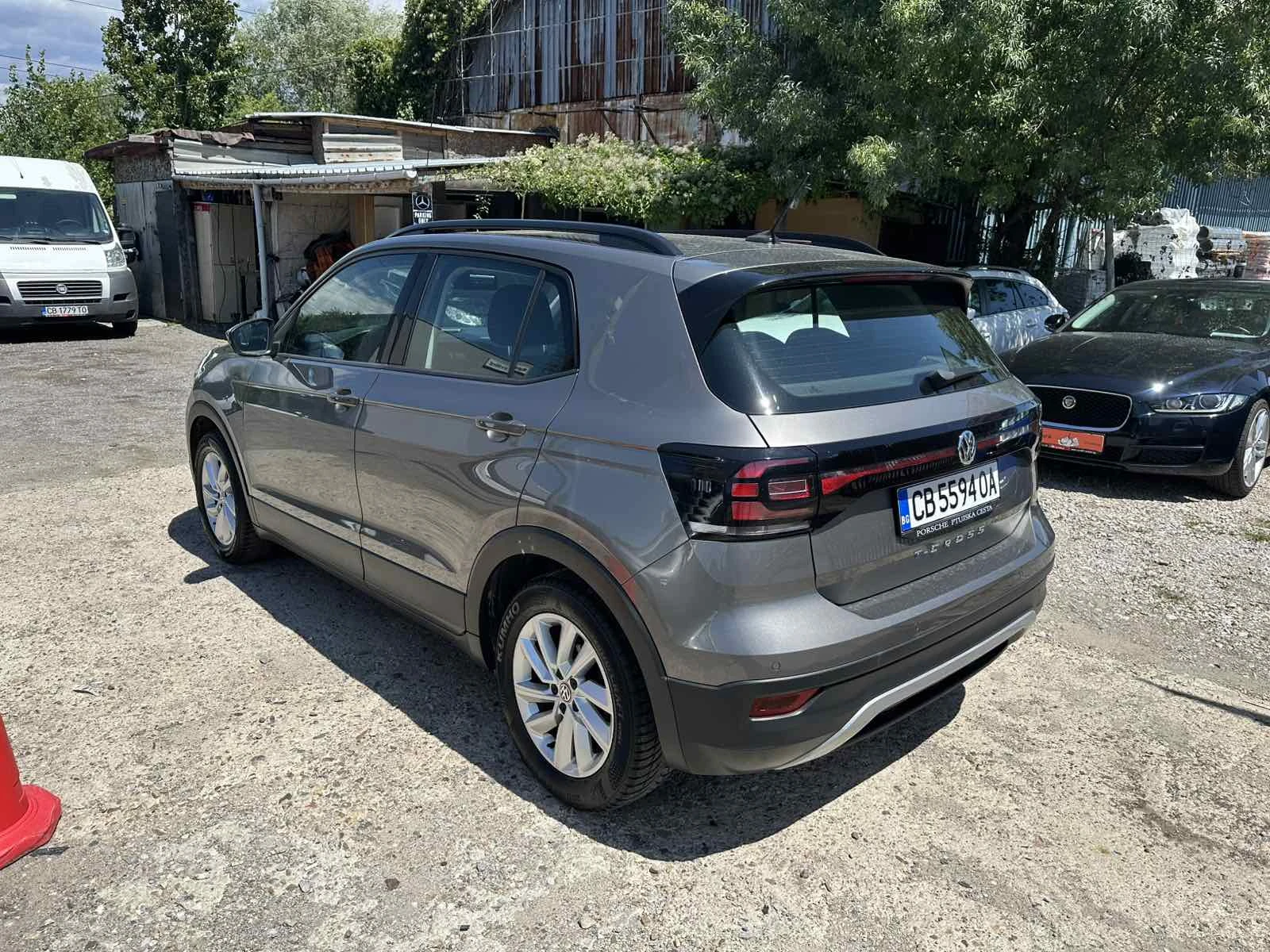 VW T-Cross 1.0TSI 6-Скорости Регистриран, снимка 4 - Автомобили и джипове - 55445788