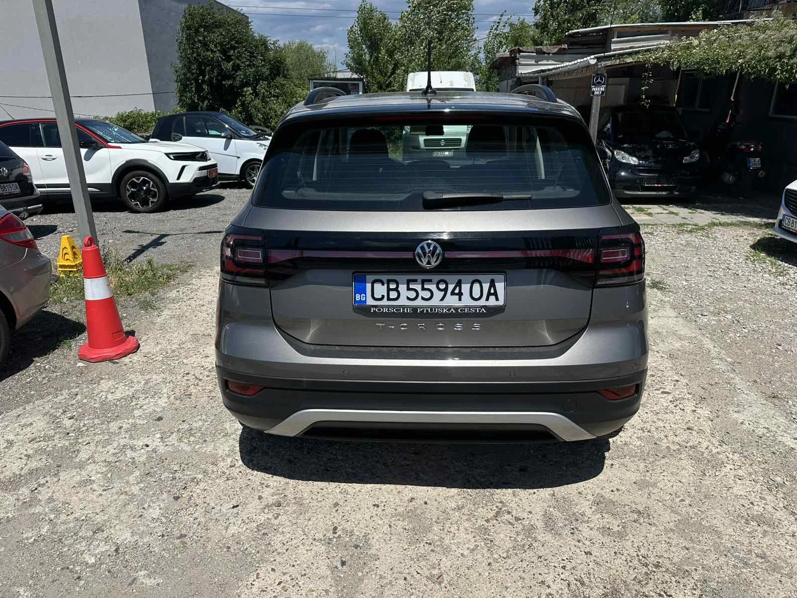 VW T-Cross 1.0TSI 6-Скорости Регистриран, снимка 6 - Автомобили и джипове - 55445788