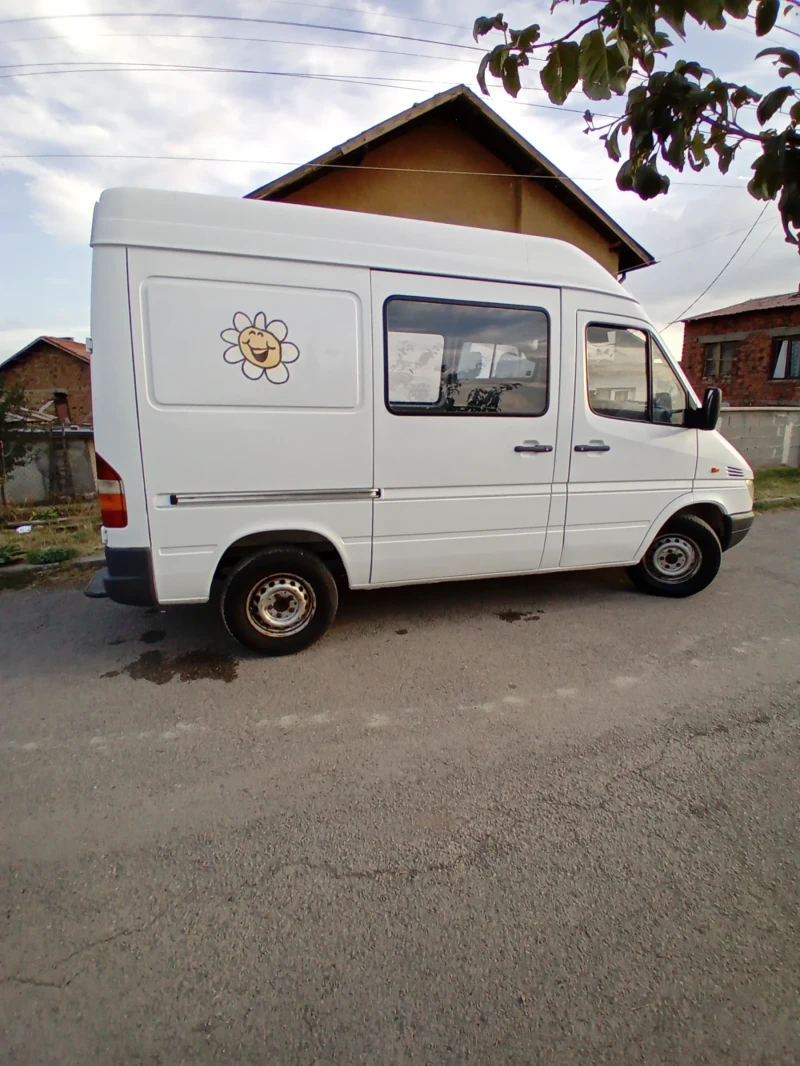Mercedes-Benz Sprinter 313 2.2 130, снимка 6 - Бусове и автобуси - 53230453