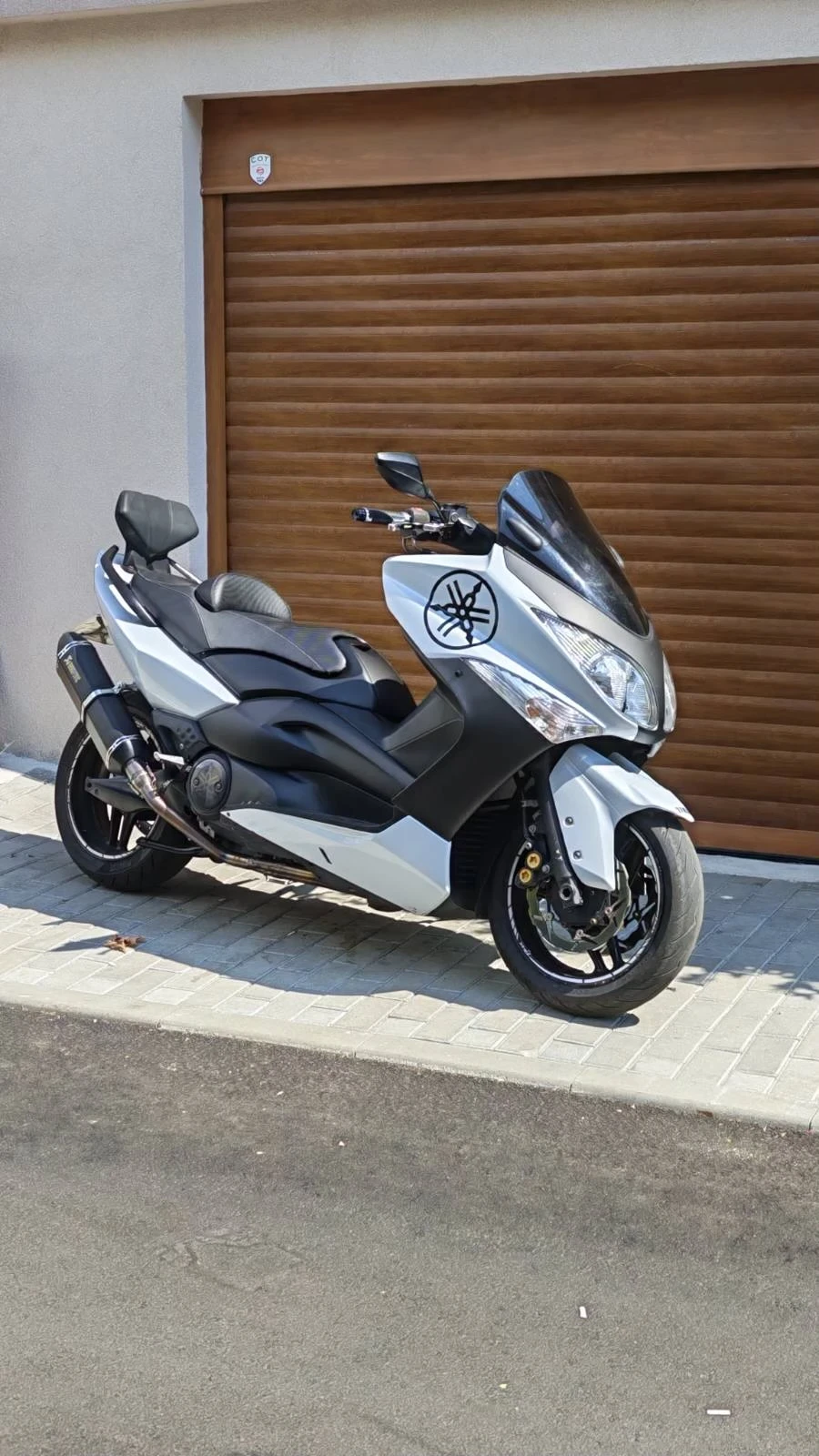 Yamaha T-max