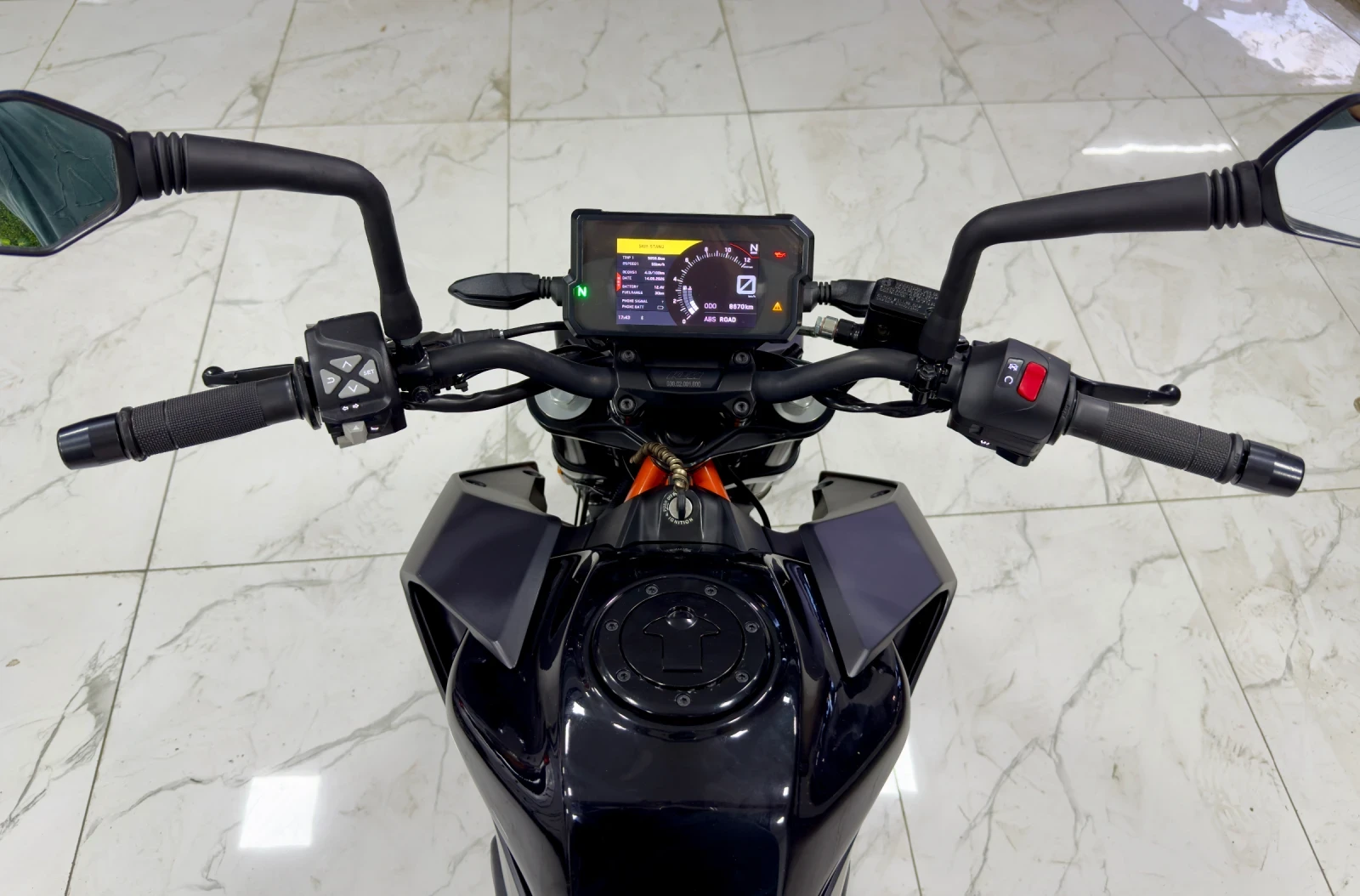 Ktm Duke DUKE 390, снимка 7 - Мотоциклети и мототехника - 56074168