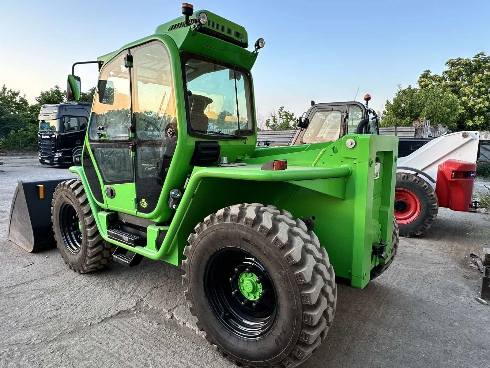 Телескопичен товарач Merlo P34.7 PLUS PANORAMIC, снимка 4 - Селскостопанска техника - 55121949