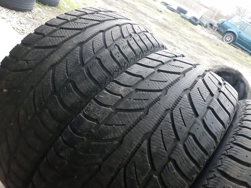 Гуми Зимни 255/50R20, снимка 3 - Гуми и джанти - 35189906