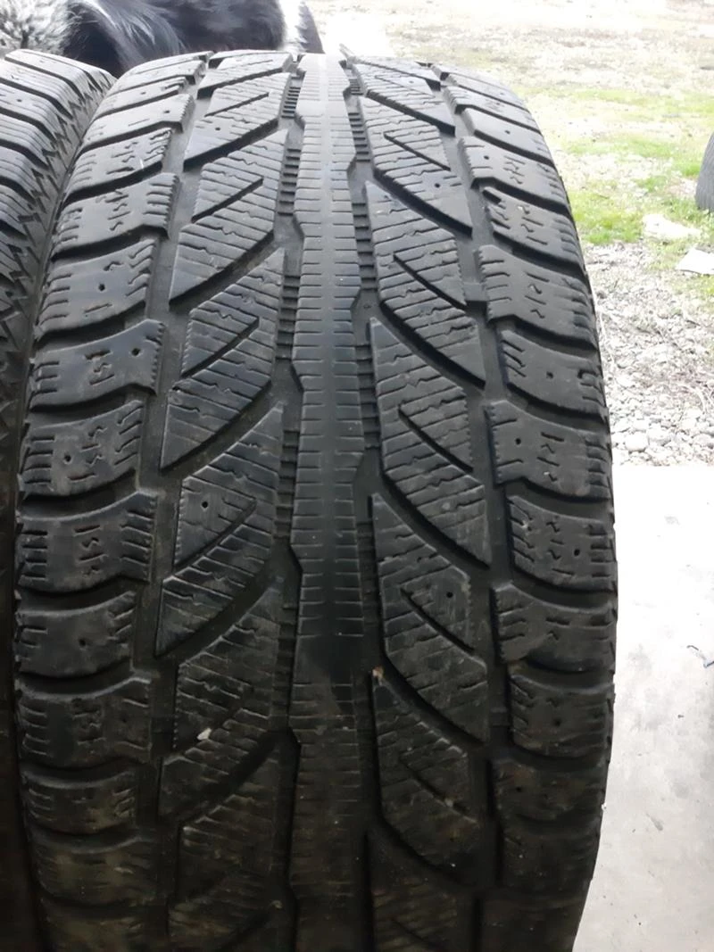 Гуми Зимни 255/50R20, снимка 4 - Гуми и джанти - 35189906