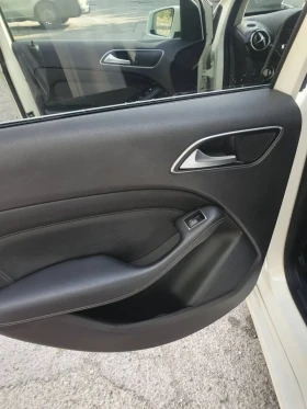Mercedes-Benz B 180, снимка 12