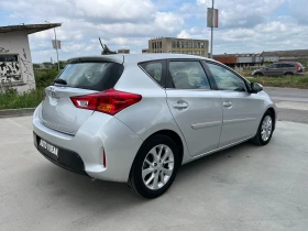 Toyota Auris 1.3i-99к.с-KEYLESS-НАВИГАЦИЯ, снимка 4