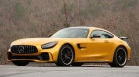  Mercedes-Benz AMG GT...