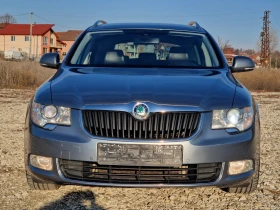 Skoda Superb 2.0Tdi/DSG/4X4/Keyless/Navi/Самопаркиране/Ел.багаж, снимка 2