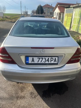 Mercedes-Benz C 220, снимка 4