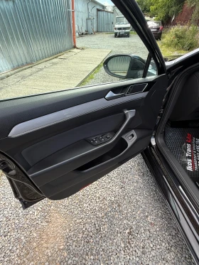 VW Passat - 17500 € / 34227.03 лв. - 98243849 11