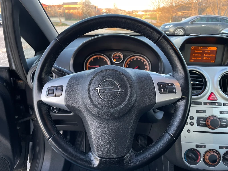 Opel Corsa 1.3CDTI 150years , снимка 12 - Автомобили и джипове - 44876824