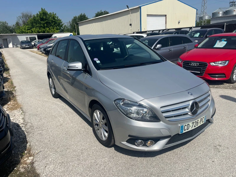 Mercedes-Benz B 200 7-G, снимка 3 - Автомобили и джипове - 46158684