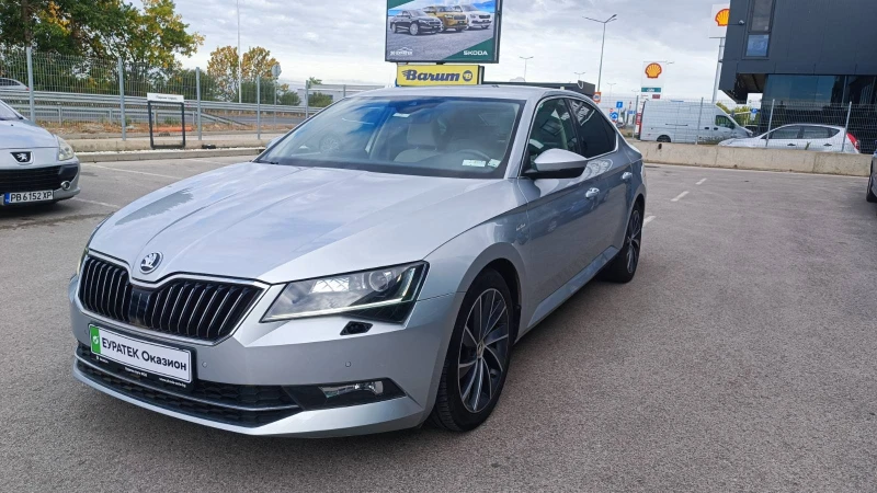 Skoda Superb 2.0TDI 7DSG 4X4, снимка 9 - Автомобили и джипове - 47224371