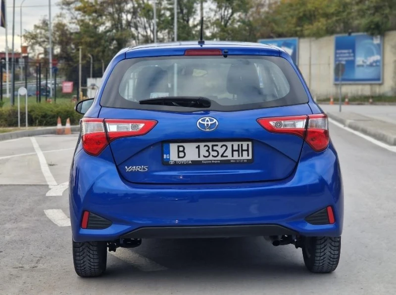 Toyota Yaris Като Нова + Гаранция, снимка 4 - Автомобили и джипове - 48004357