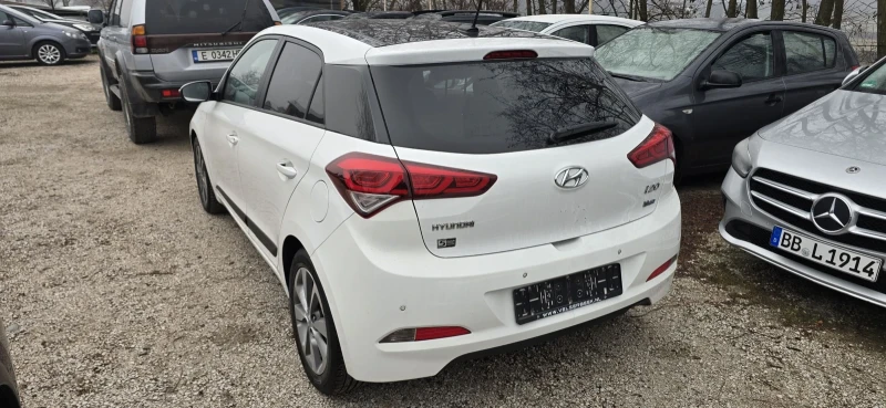 Hyundai I20 1.2 i, снимка 3 - Автомобили и джипове - 48415083