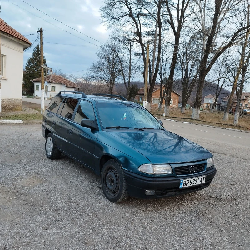 Opel Astra, снимка 4 - Автомобили и джипове - 49205931