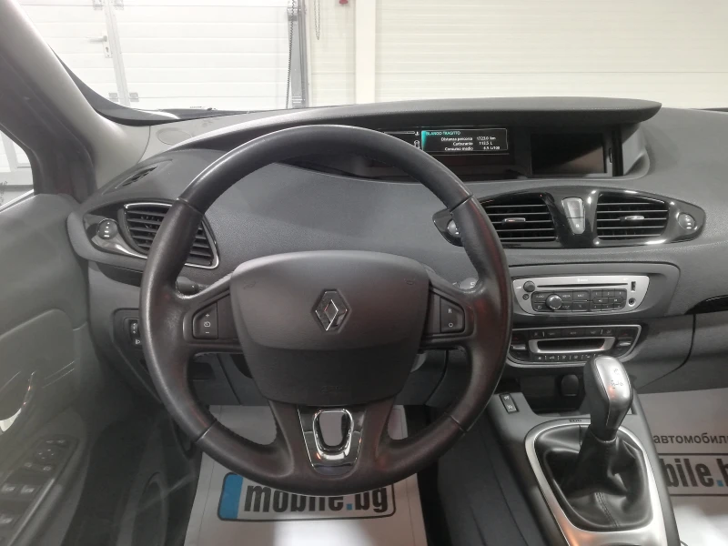 Renault Scenic X-mod 1.5 dci 80.000 km!!!, снимка 11 - Автомобили и джипове - 49314391