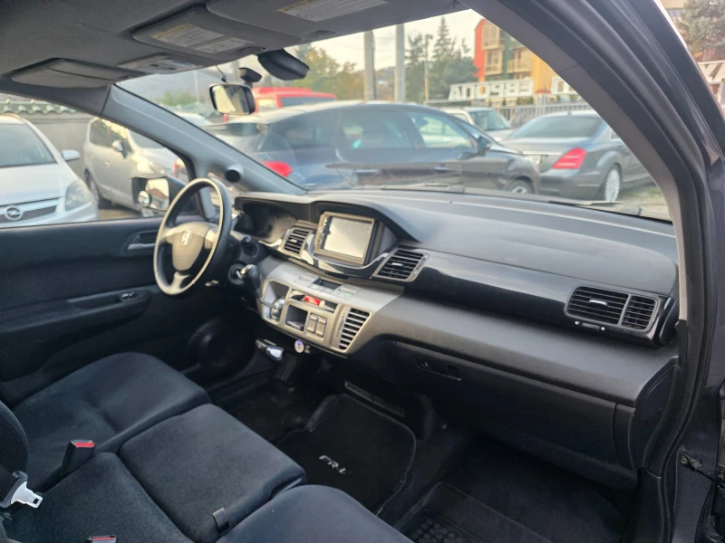 Honda Fr-v 2.0 GPL НАПЪЛНО ОТСЛУЖЕН , снимка 15 - Автомобили и джипове - 52447310