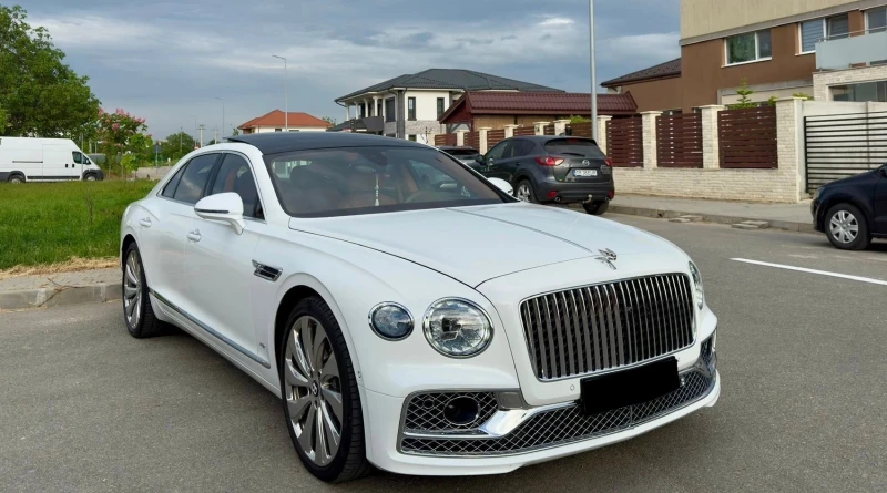 Bentley Continental Flying Spur 4.0 V8 AWD, снимка 3 - Автомобили и джипове - 52573504