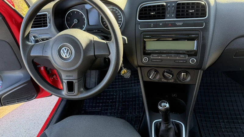 VW Polo, снимка 9 - Автомобили и джипове - 52865766