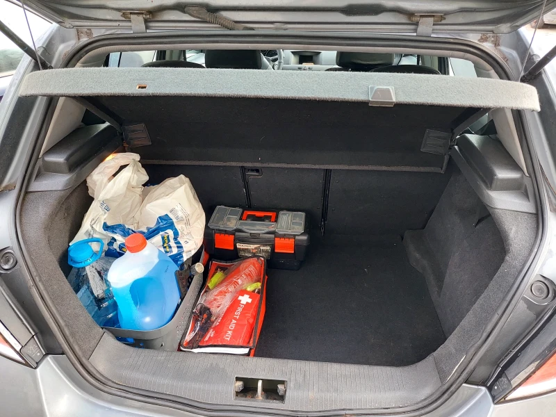 Opel Astra, снимка 13 - Автомобили и джипове - 52890560