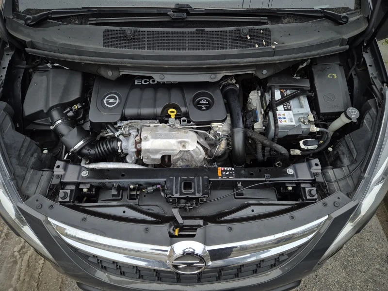 Opel Zafira Tourer ECOFLEX, снимка 6 - Автомобили и джипове - 52935794