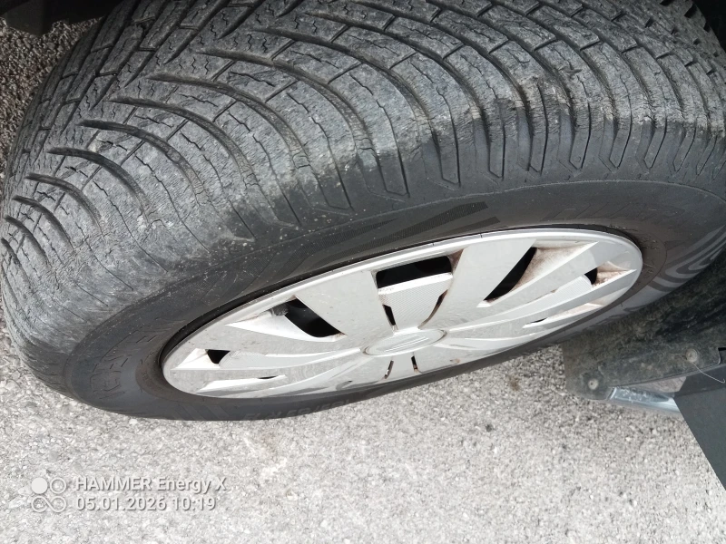 Seat Ibiza 1.0i 75k.s, снимка 13 - Автомобили и джипове - 53029440