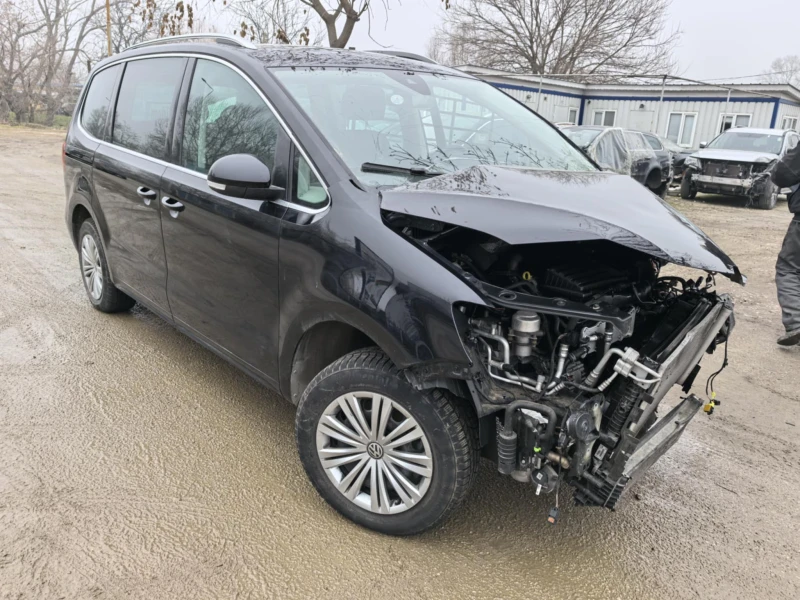 VW Sharan 1.4tfsi, снимка 4 - Автомобили и джипове - 53246401