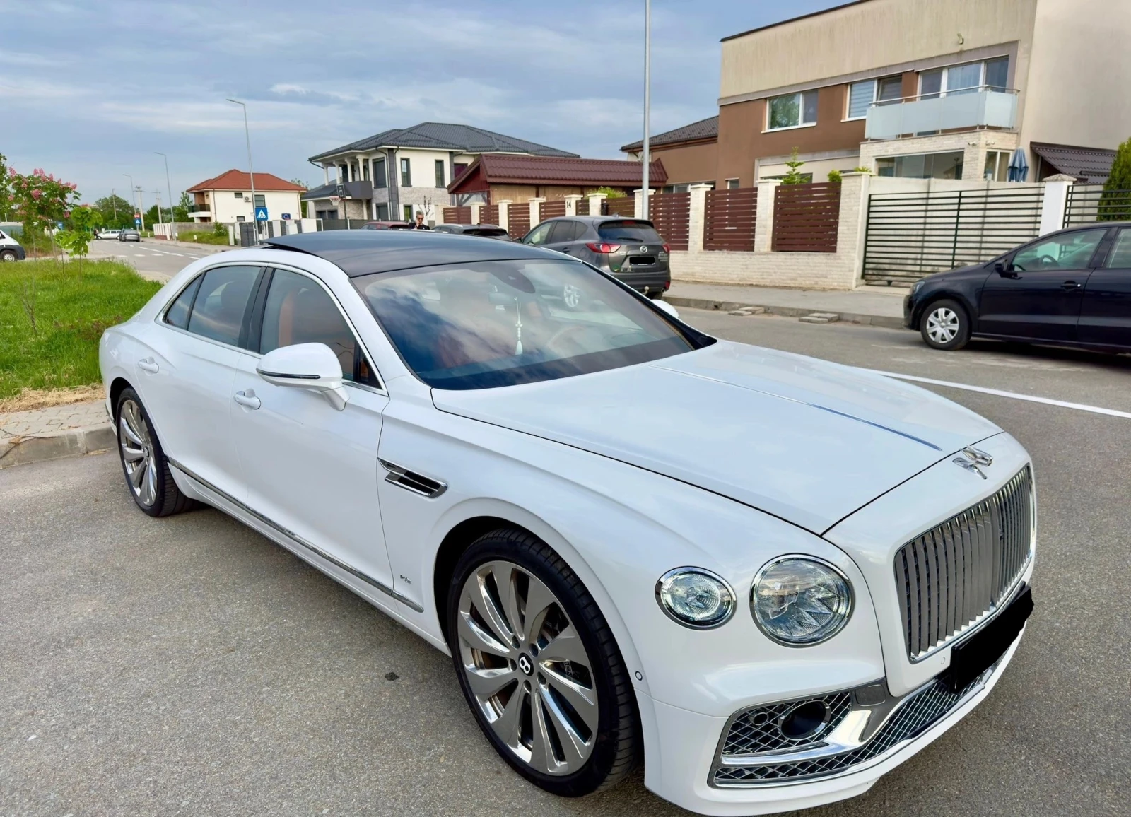 Bentley Continental Flying Spur 4.0 V8 AWD, снимка 1