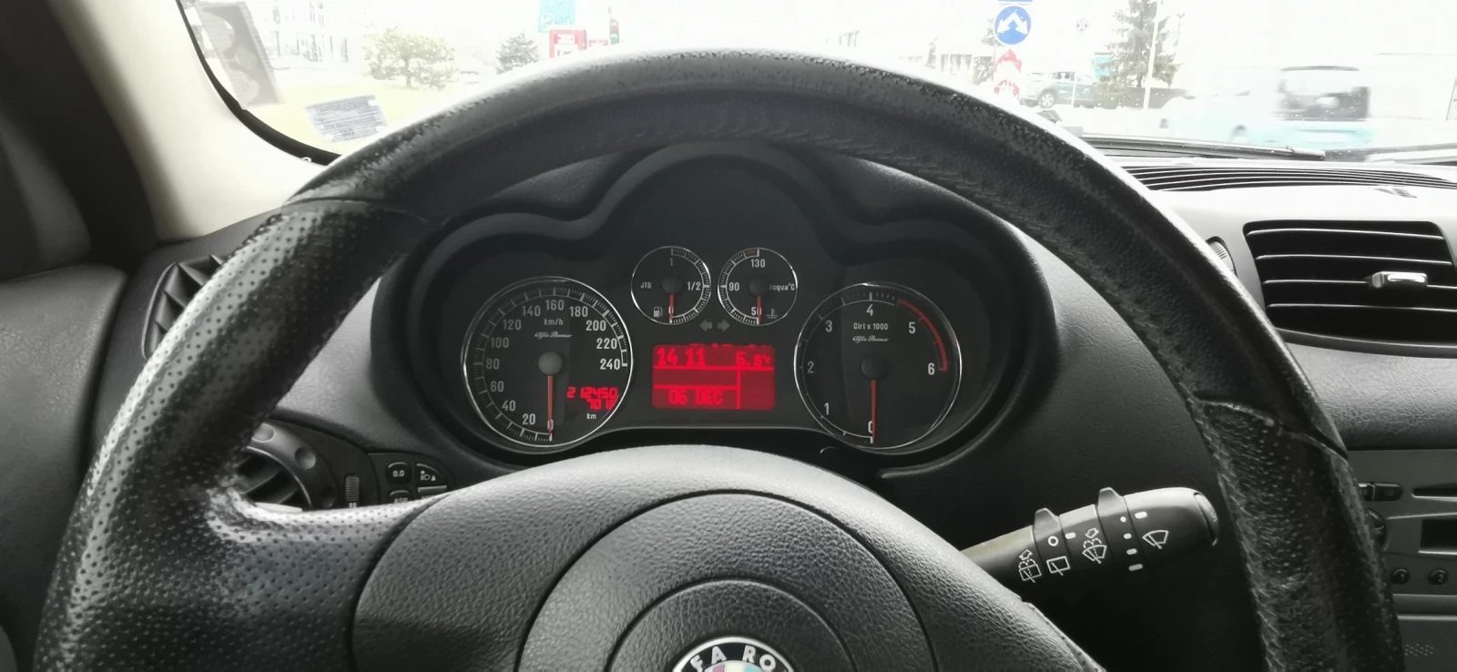 Alfa Romeo 147 1.9JTD Collezione - изображение 7