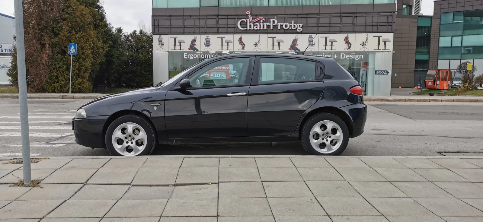 Alfa Romeo 147 1.9JTD Collezione - изображение 5