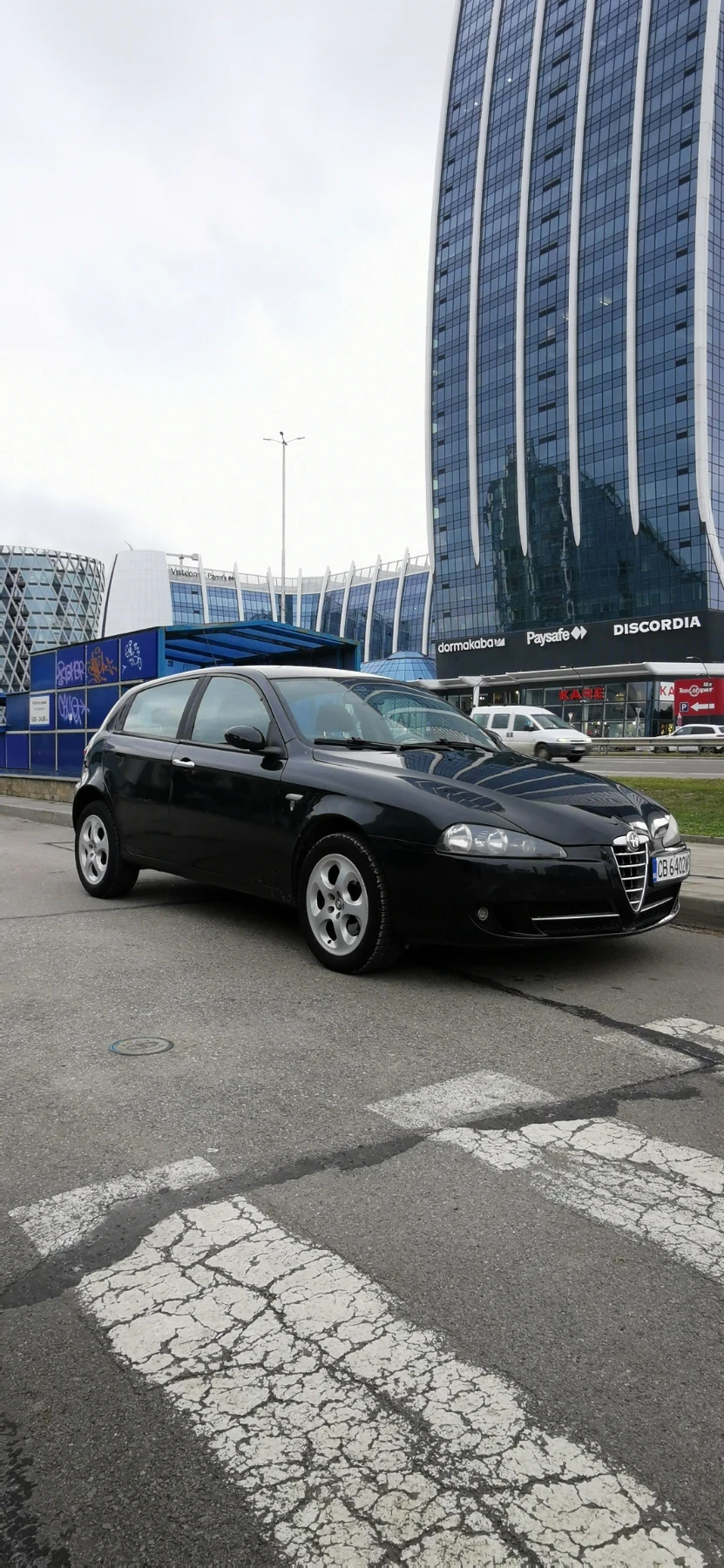 Alfa Romeo 147 1.9JTD Collezione - изображение 6