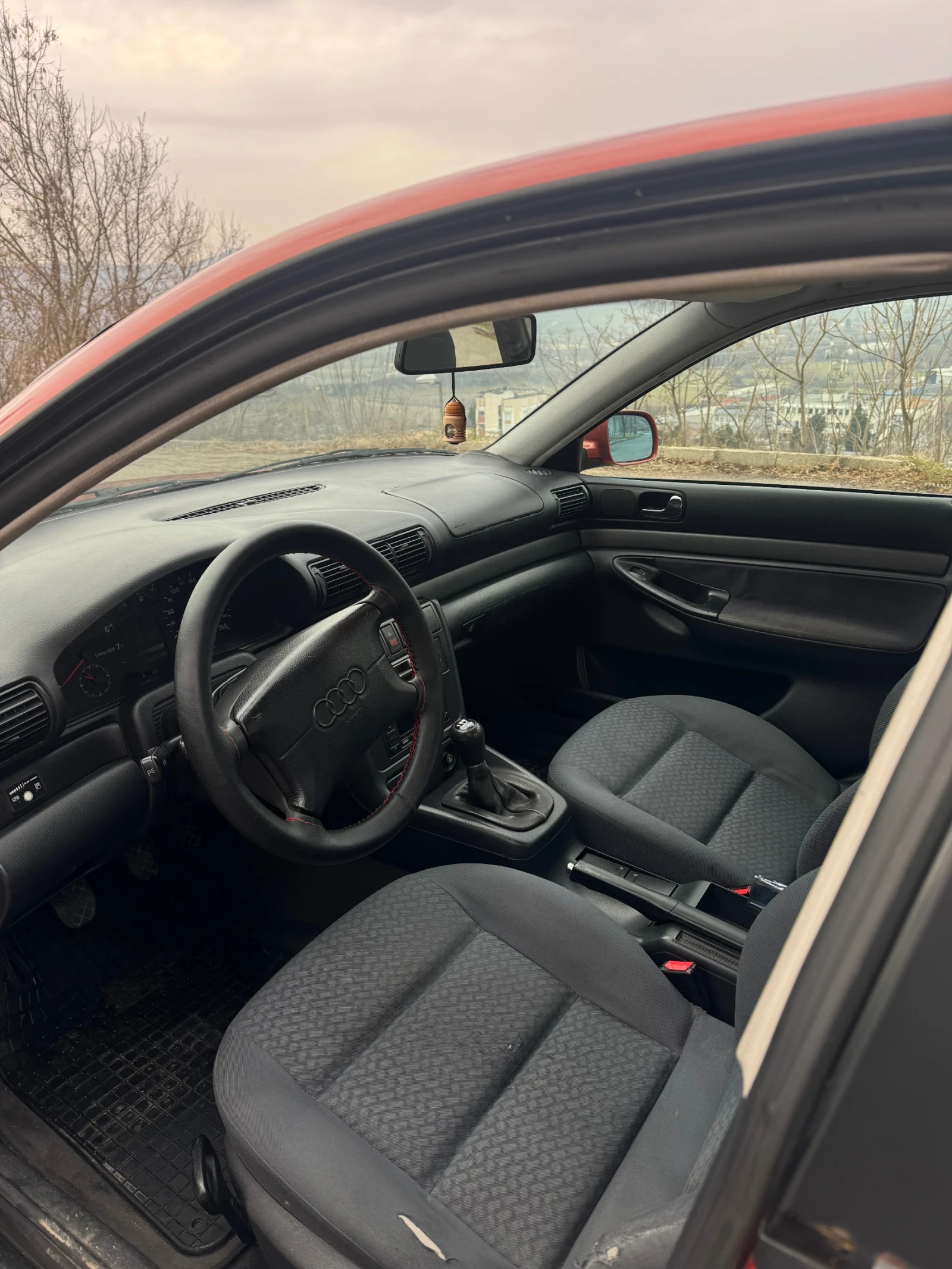 Audi A4 1.8 125 ГИ*  - изображение 6