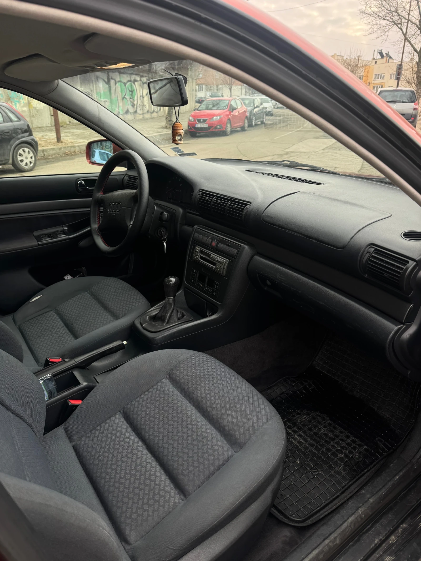 Audi A4 1.8 125 ГИ*  - изображение 9