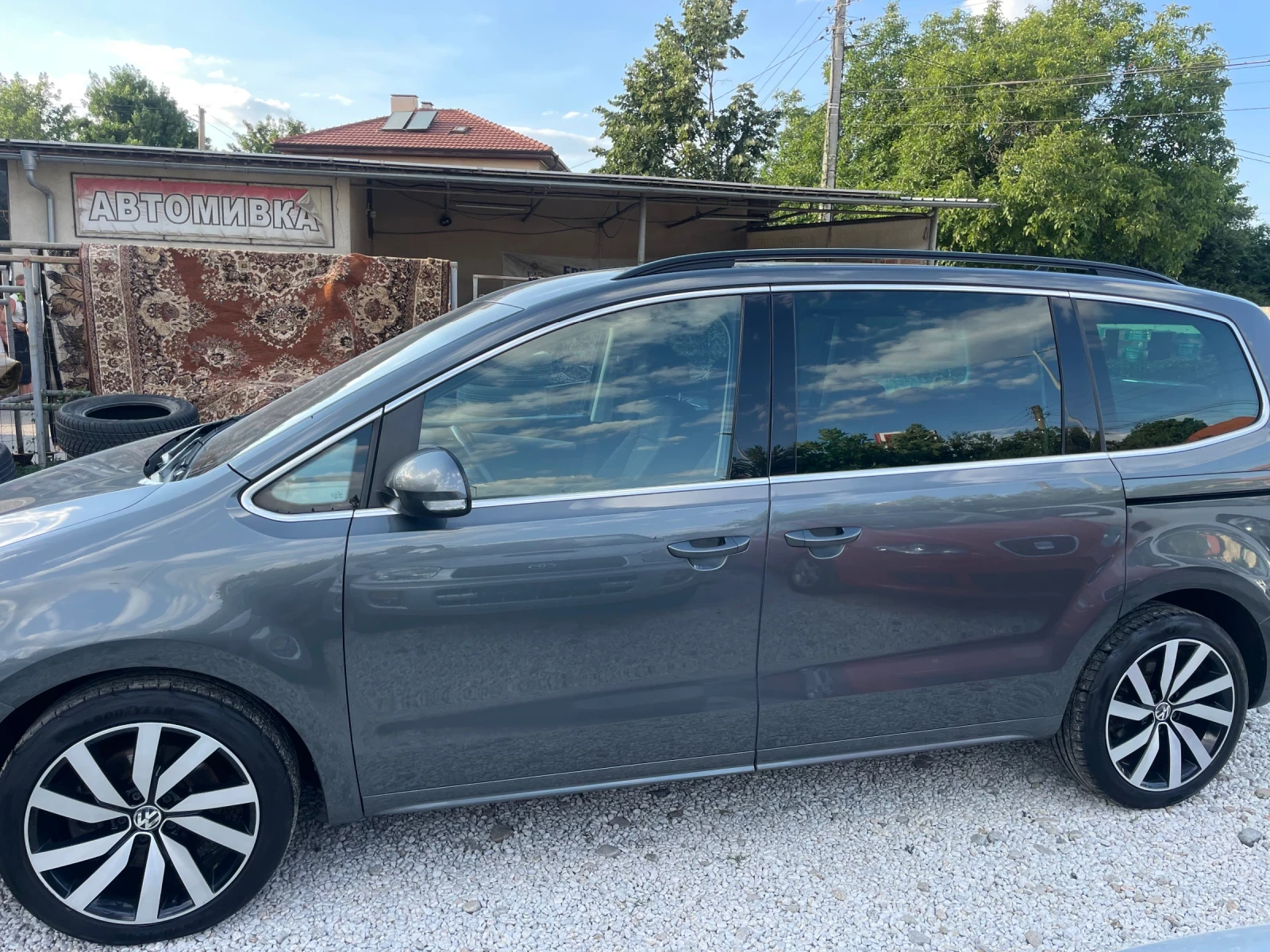 VW Sharan 2.0TDI - изображение 8