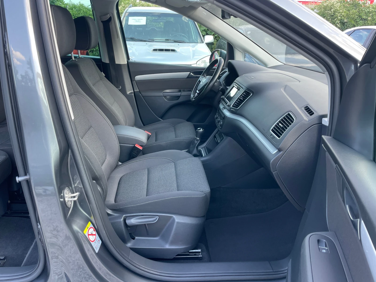 VW Sharan 2.0TDI - изображение 5
