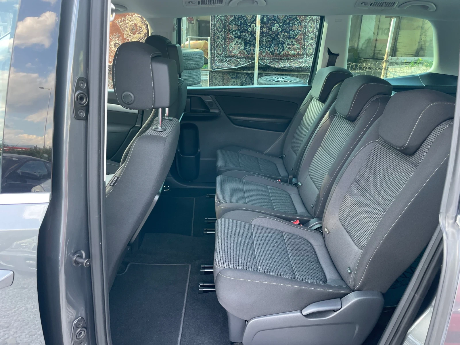 VW Sharan 2.0TDI - изображение 7