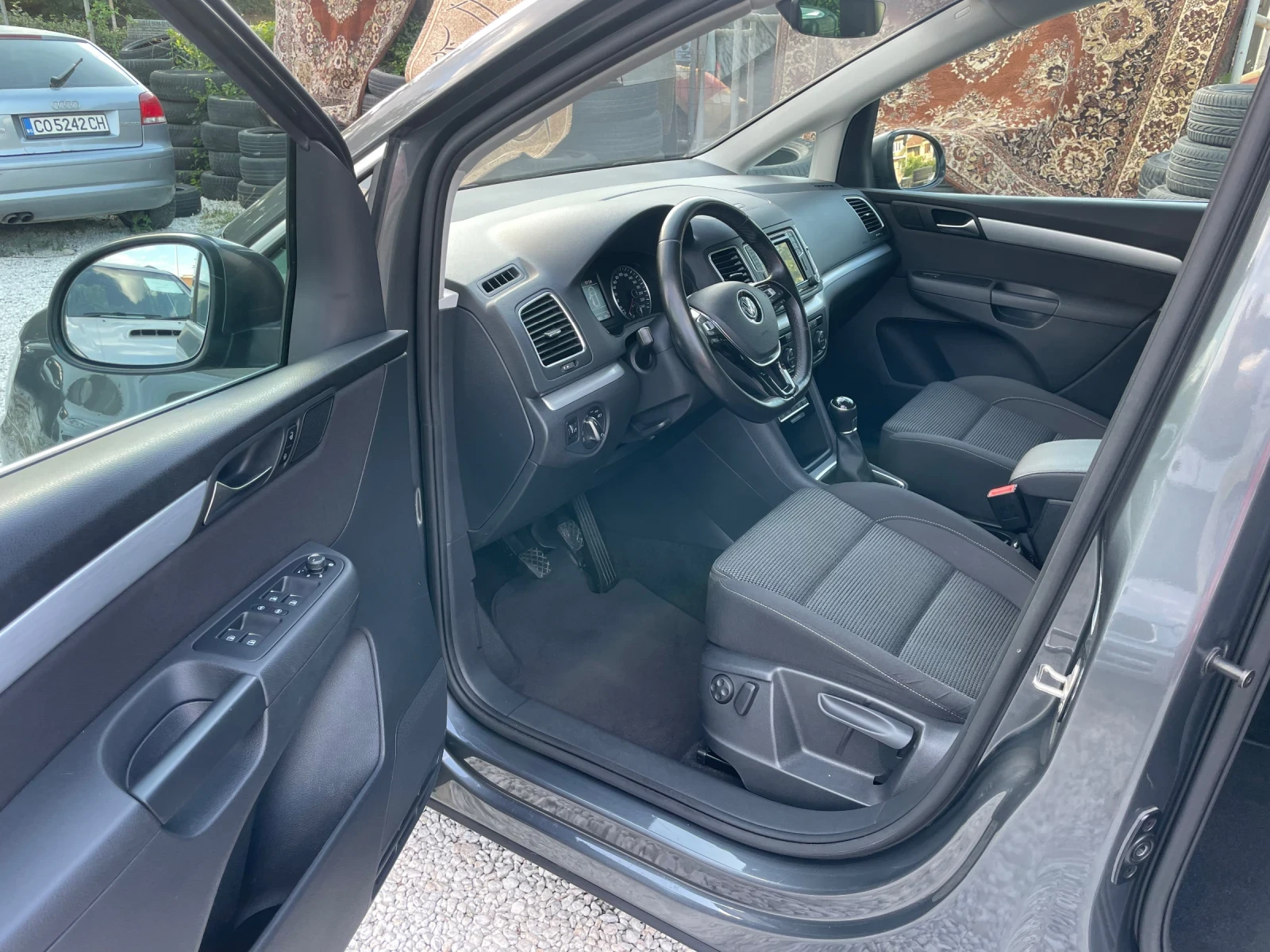 VW Sharan 2.0TDI - изображение 6
