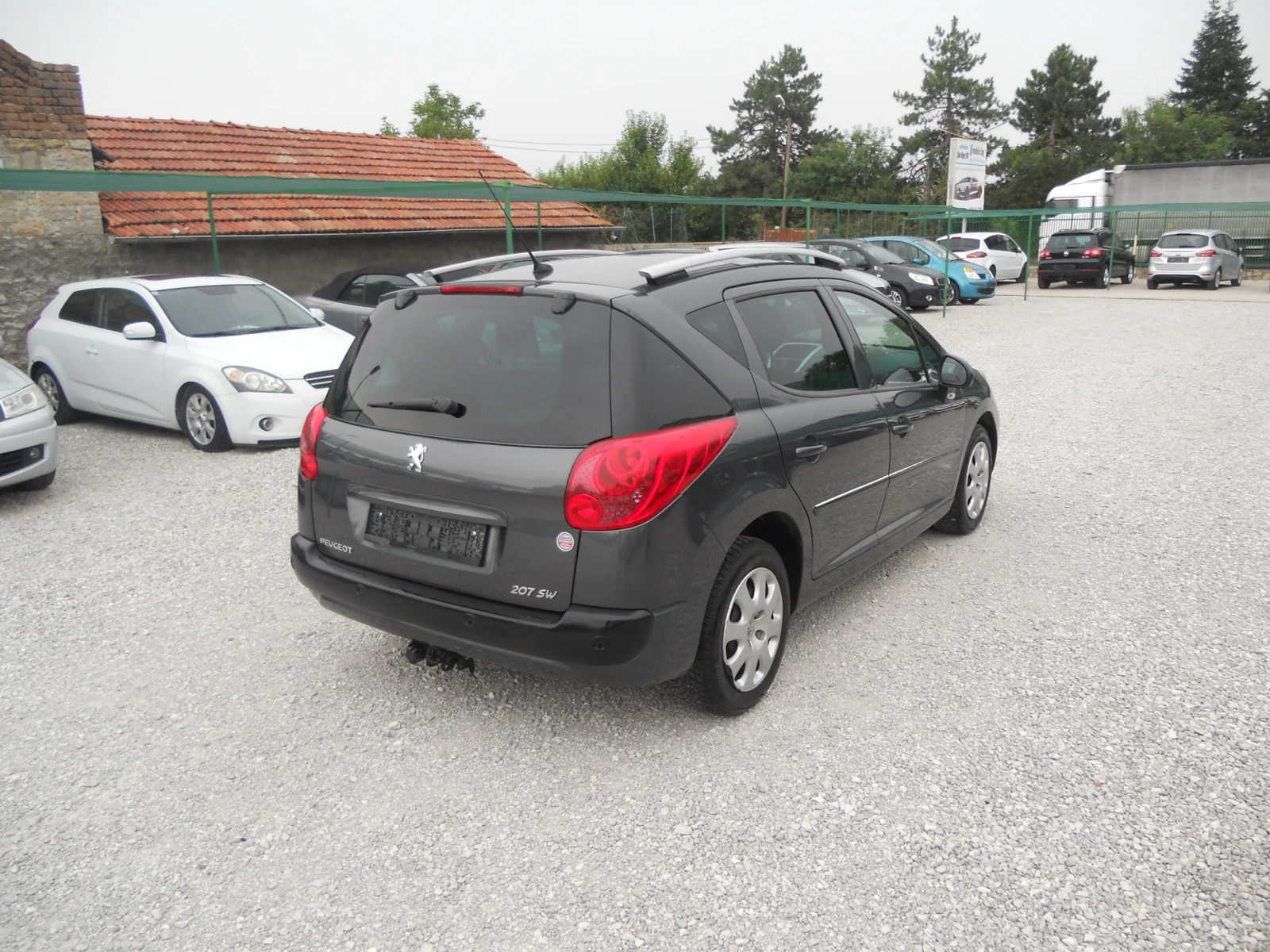 Peugeot 207 1.4i ЛИЗИНГ!!!! РЕАЛНИ КИЛОМЕТРИ+ СЕРВИЗНА ИСТОРИЯ - изображение 4