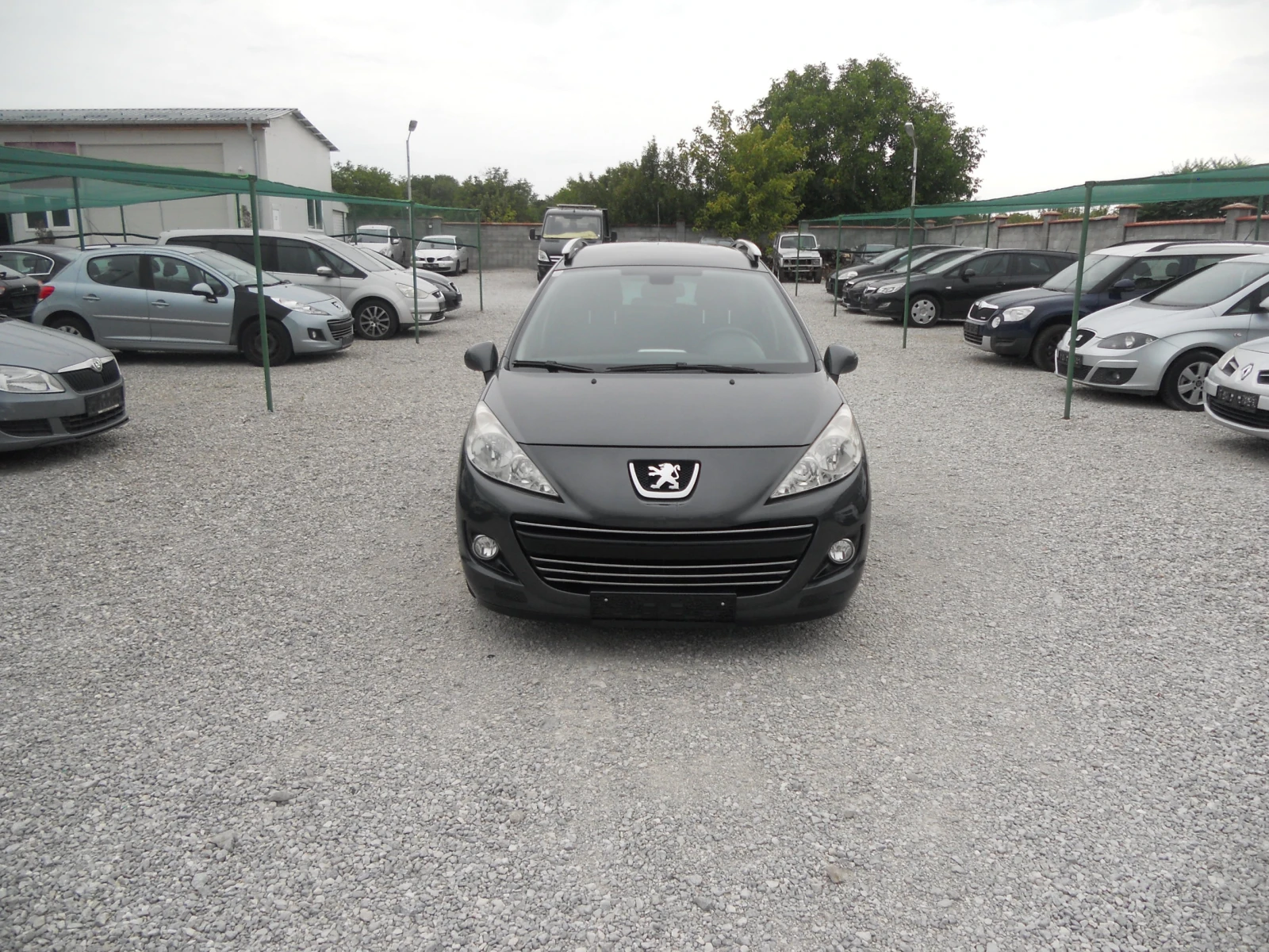 Peugeot 207 1.4i ЛИЗИНГ!!!! РЕАЛНИ КИЛОМЕТРИ+ СЕРВИЗНА ИСТОРИЯ - изображение 2