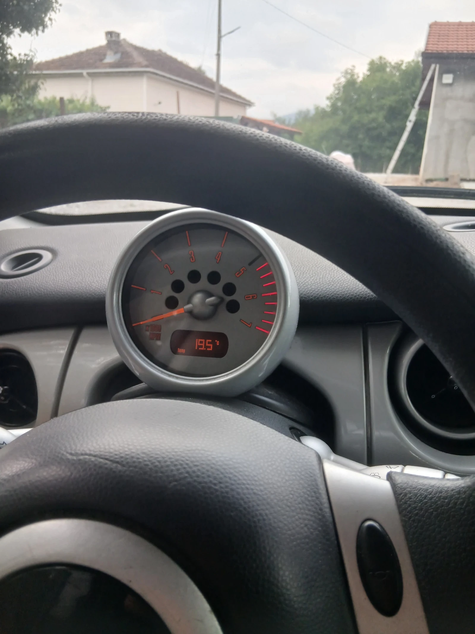 Mini Cooper 1.4 d - изображение 4