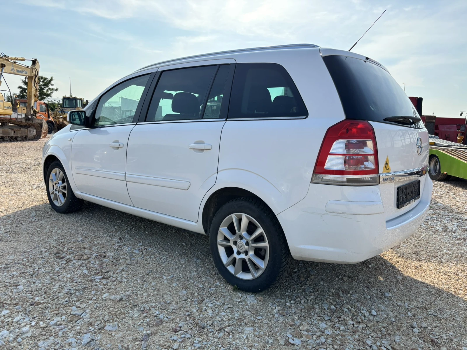 Opel Zafira  - изображение 4