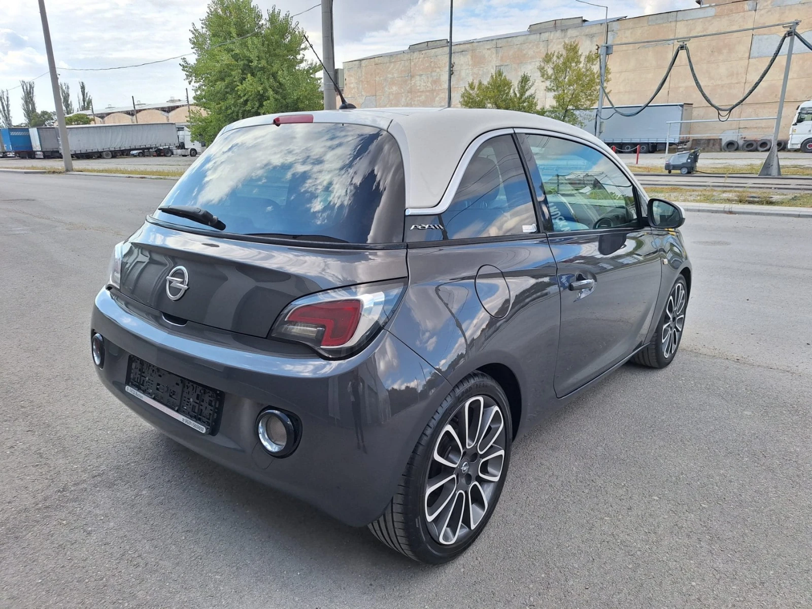 Opel Adam 1, 4 КОЖА, ПОДГРЕВ НА ВОЛАНА, ОБСЛУЖЕНА, ЗИМ.ГУМ Д | Mobile.bg — изображение 5
